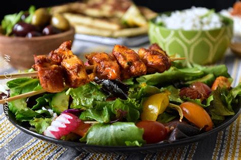 Essayez notre poulet tikka masala, qui n'est pas compliqué à préparer 5 ajouter le poulet et les jus et amener à ébullition. Poulet Tikka Massala | Le Blog cuisine de Samar