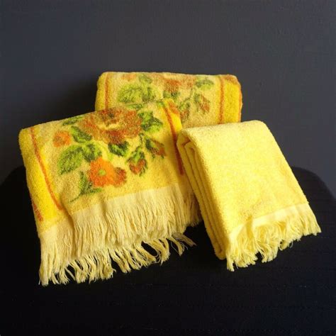Bath towelskent20loved the 2 toned colour and they absorb the water from your body when drying. Vintage Cannon Bath Towels 2 & 1 Hand Towel Soft Bright ...