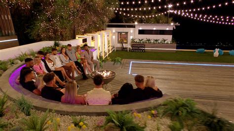 Love Island Fans Think Theyve Already Sussed Whos Been Dumped Herie