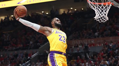 The dunk may not have counted on the scoreboard, but it was still very impressive nonetheless. LeBron James: Lakers debut features dunks, highlights team ...