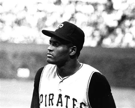 Roberto Clemente Photograph By Retro Images Archive