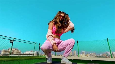 Disha Patani Gives 80s Song A Modern Twist In New Dance Video Tiger