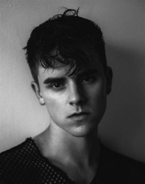 Pin By Nina Marie On Connor Franta Connor Franta Most Handsome Men