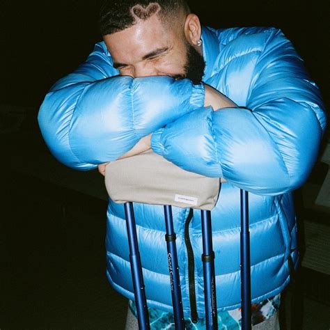 Drake Wears His Heart On His Hairline Grooming Gods Gq Gq