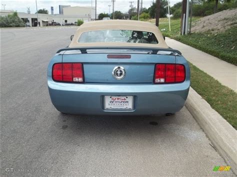 2005 Windveil Blue Metallic Ford Mustang V6 Deluxe Convertible