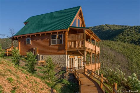 Photos · all sizes · all locations · to rent Looking for Large Pigeon Forge Cabin - Emerging Horizons