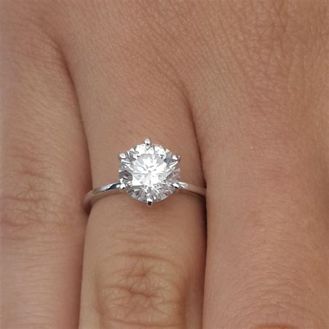 2 Carat Round Cut Diamond Solitaire Engagement Ring Si1 D White Gold