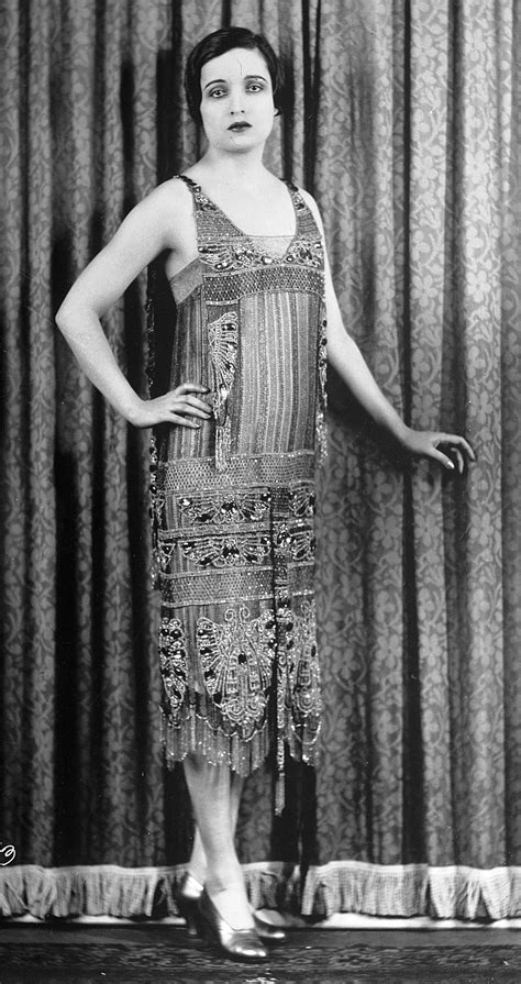 Flapper Fashion The Definitive Guide On Dressing S