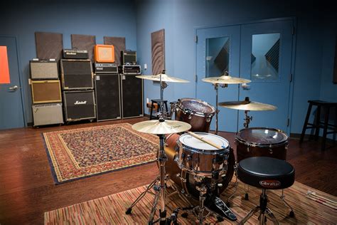 Blue Room Studio - Herndon Music Studio Washington D.C.