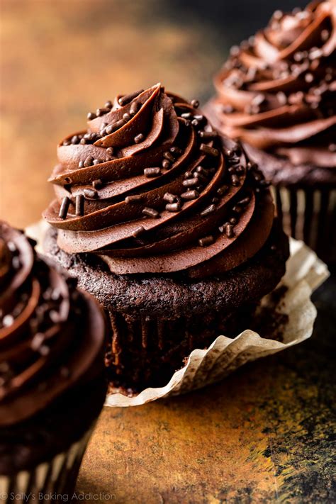 These are the chocolate cupcakes you've been dreaming of! The meaning and symbolism of the word - «Chocolate»