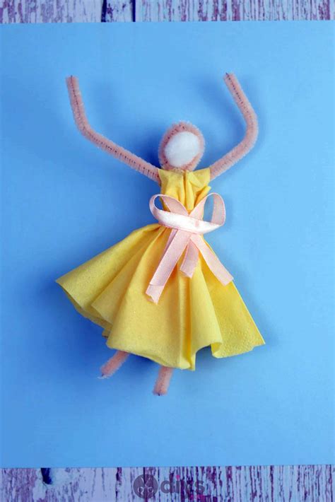 How To Make A Dancing Napkin Puppet