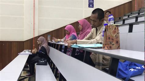 Kolej matrikulasi ditubuhkan oleh kementerian pendidikan malaysia (kpm) untuk menempatkan pelajar lepasan sijil pelajaran malaysia (spm) dalam bermula dari tahun 2016, lulusan matrikulasi kpm akan menerima sijil bagi meningkatkan peluang untuk lepasan matrikulasi memohon pekerjaan. MONTAJ PERTANDINGAN DEBAT BAHASA MELAYU ALA PARLIMEN KOLEJ ...