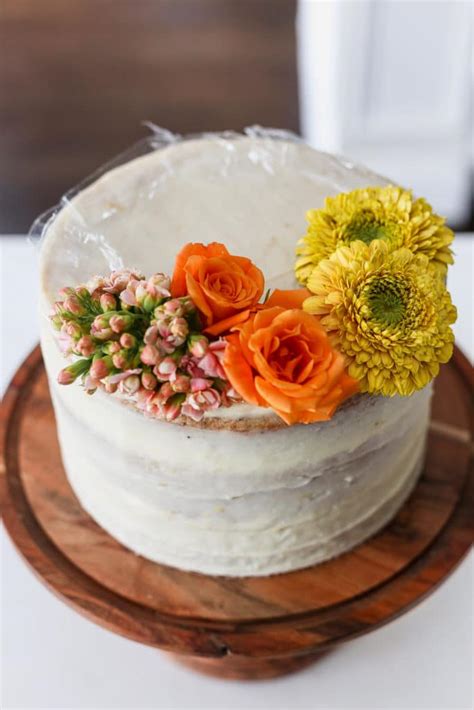 How To Decorate A Cake With Non Edible Flowers Frosting Fettuccine