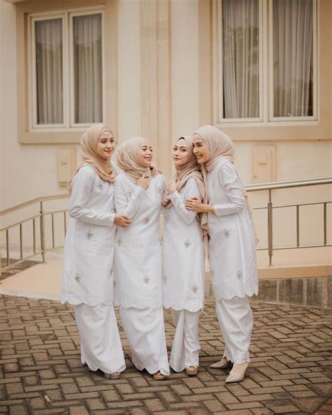 5 Inspirasi Model Seragam Bridesmaid Hijab Yang Elegan Nan Anggun Tiru Yuk Semua Halaman