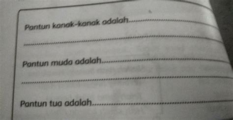 Pat, pat siku lipat, siapa cepat dia dapat. Contoh Contoh Pantun Kanak Kanak - Pantun Indonesia