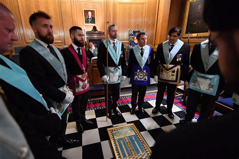 vegans are now being welcomed as freemasons in scotland as the grand lodge offers aprons free of