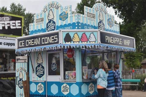 In Photos Carnival Concession Stands At K Days Linda Hoang