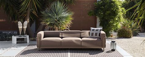 Jetzt günstig die wohnung mit gebrauchten möbeln einrichten auf ebay kleinanzeigen. Cassina LC3 Outdoor Sofa | Deplain.com