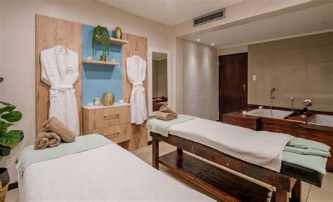 A 2 Hour Couples Spa Package At The Royal Hotel In Durban