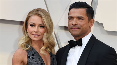Kelly Ripas Love Mark Consuelos Just Getting Marriage After 23 Years