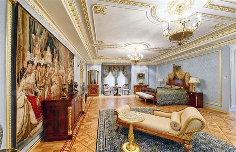 Inside The Extravagant Homes Of Russian Oligarchs