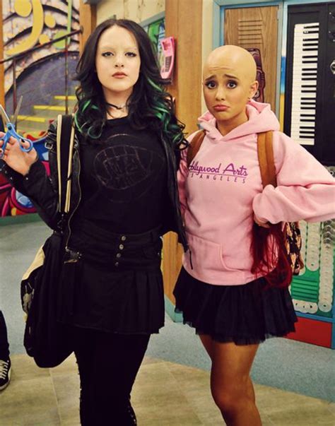 Victorious Behind The Scenesi Think Elizabeth Gilliesjade And Cat
