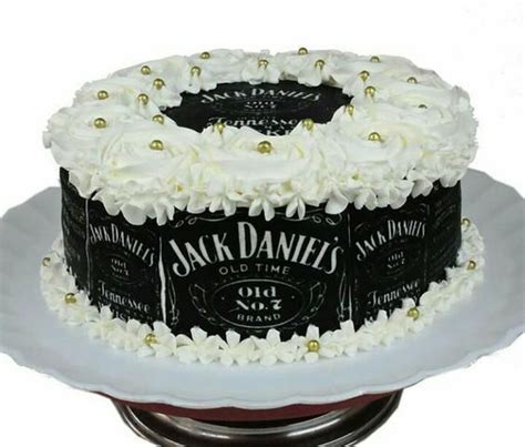 A jack apple twist on a refreshing classic. Bolo Jack Daniels: 60 Modelos Para Conferir! | Bolo jack ...