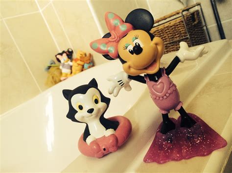 Contactless options including same day delivery and drive up are available with target. Fisher-Price Minnie Mouse bath toys | MummyConstant