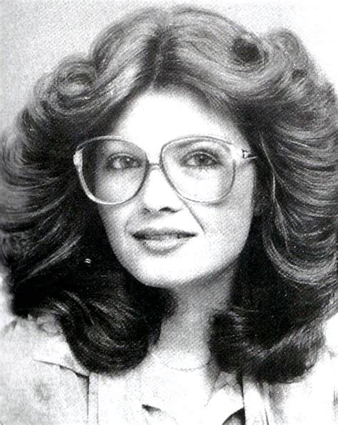 Short 70s Hair Styles Trends In 1970s Women S Vintage Inspired