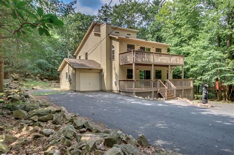 Check spelling or type a new query. 5 Bed Poconos Weekend House Rentals | Pocono Mountain Rentals