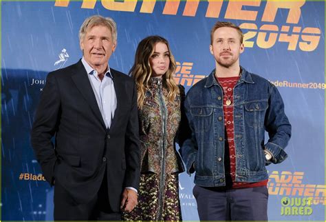 Ryan Gosling Says It Was A Privilege To Get Punched By Harrison Ford