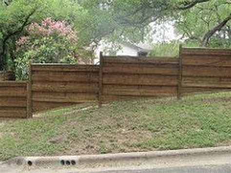 40 Awesome Sloped Yard Fence Ideas For Any Houses Sloped Yard