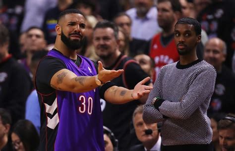Share the best gifs now >>>. Here's How Drake Got That Dell Curry Raptors Jersey for ...