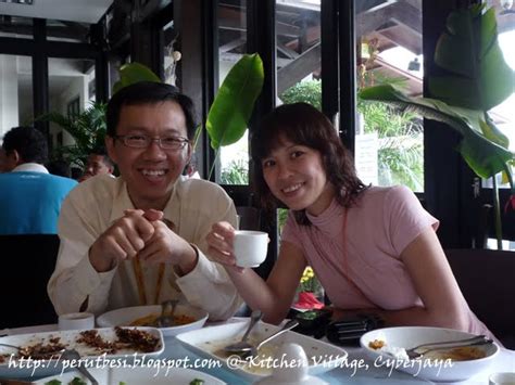 We are, malaysia food and travel couple bloggers from malaysian flavours. The Ruthless Eater: Kitchen Village Restaurant, Cyberjaya