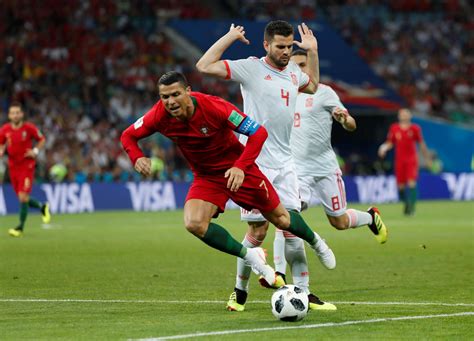 Teams spain portugal played so far 8 matches. Portugal vs. Spain: Live Updates, Score and Reaction from ...
