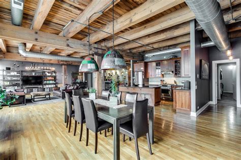 The supermarket is proud to provide service to people within the locales of cabrini row houses. Massive West Loop Loft Listed for $1,749,900 - West Loop ...