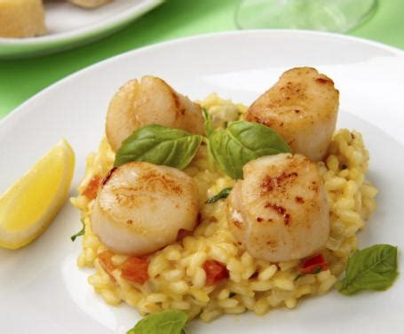 Visualizza altre idee su risotto, ricette, risotto pesce. Risotto con capesante e peperoncino: la ricetta per ...