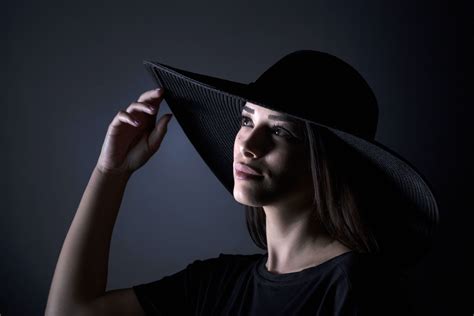 one light portrait lighting techniques that will make your images pop portrait photography