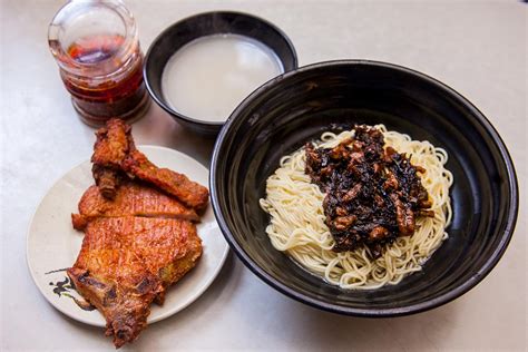 Essential Guide To Eating Noodles In Shanghai Nomfluence