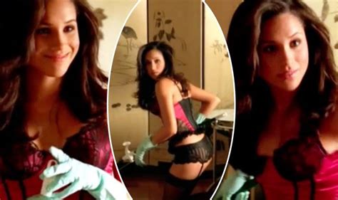 Meghan Markle Shows Incredible Curves In Sexy Red Lingerie And