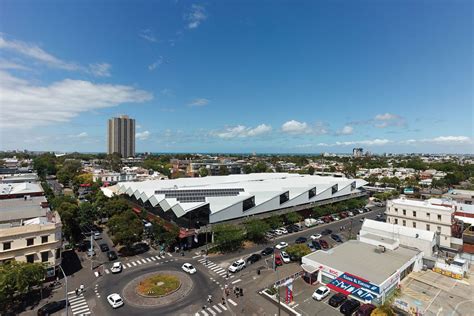 I am at south melbourne market, where is that dim sim place again? i messaged my friend who i deserved this. South Melbourne Market | ArchitectureAU