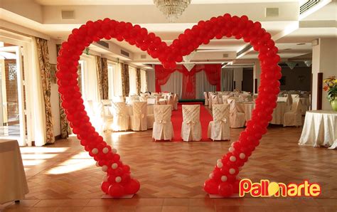 heart balloon arch | Balloon decorations party, Balloon ...