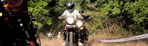 Sixty kilometers per hour feels plenty fast in the homicidal traffic of delhi, complete. Himalayan Experience | Royal Enfield