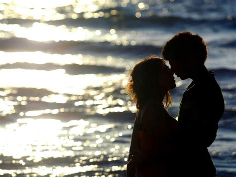 Scientists Have Finally Found Out Why People Love Each Other The