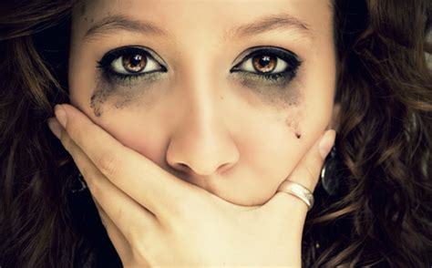 Finding the strength to leave. Step Out Before It's Too Late: 8 Warning Signs You Are In ...