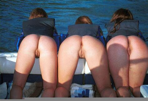 Group Of Girls Show Ass 2 Picture 3 Uploaded By Vikinger