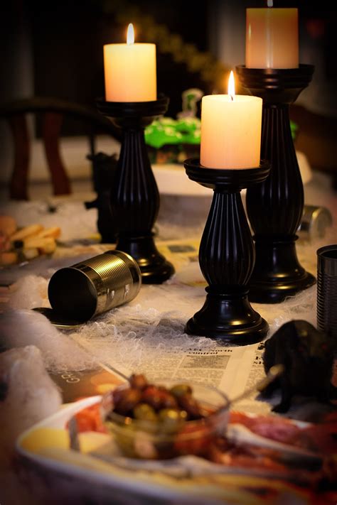 When every guest has finished and laid his spoon, bowl up, across the upper right hand corner of the plate, the plate, bowl, and spoon will be removed. A Walking Dead Dinner Party - The Kitchen Wife