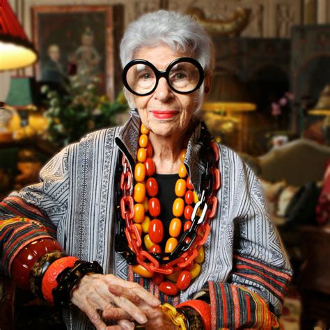 29 августа 1921) — американский коллекционер и дизайнер. Iris Apfel - The New Jewish Home