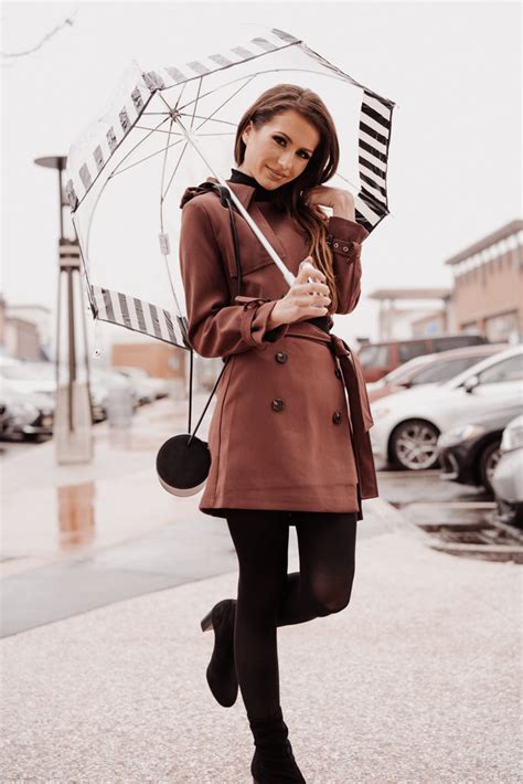 If well selected, accessories can be your best friend on a rainy day. Rainy Day Outfit Inspiration - byKatiness