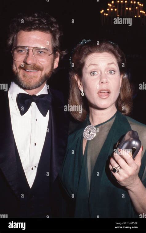 Robert Foxworth And Elizabeth Montgomery 1980 Credit Ralph Dominguez